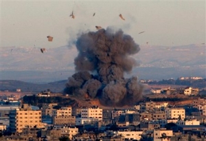 Gaza sous les bombes. Photo: Adel Hana (CC BY-NC-ND 2.0) 
