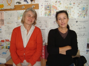 Caroline et Geneviève, les deux enseignantes du CAPE. Photo: Voix d'Exils